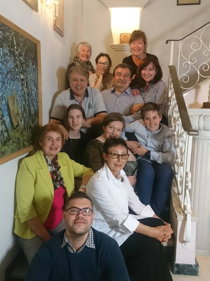 57618360_2083649648348882_3997316372940980224_n